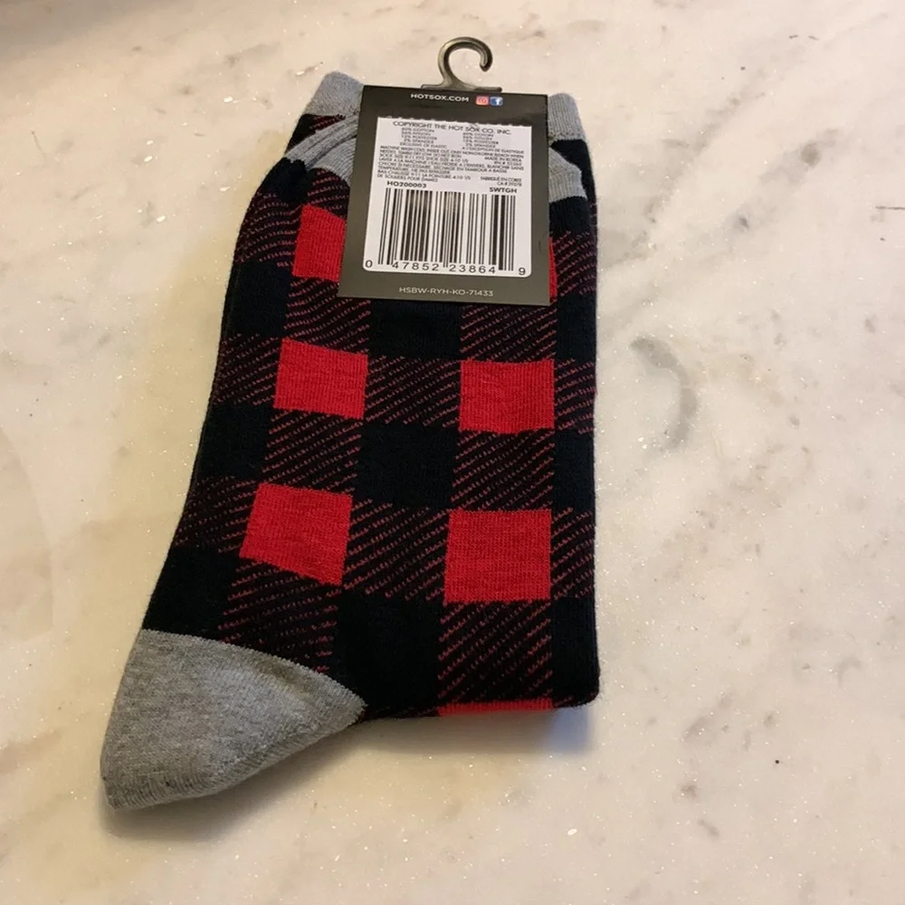 Hot Sox Women’s Plaid Socks